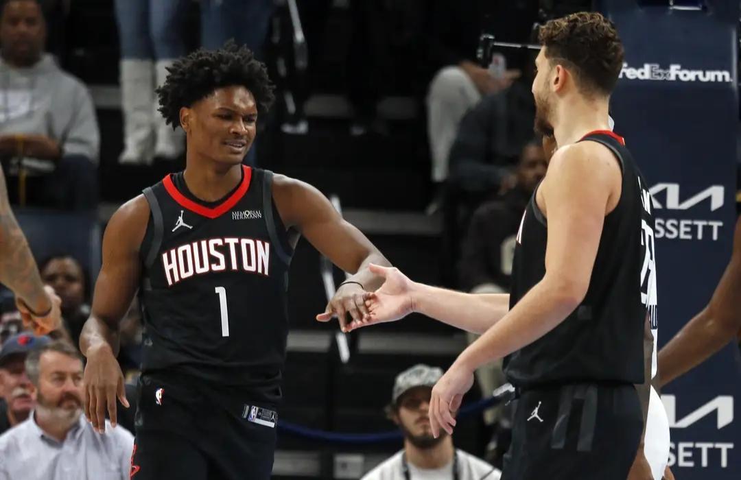 爱游戏娱乐-首发6胜1负！成赢球风向标，谢泼德影响力真大，命中率180俱乐部